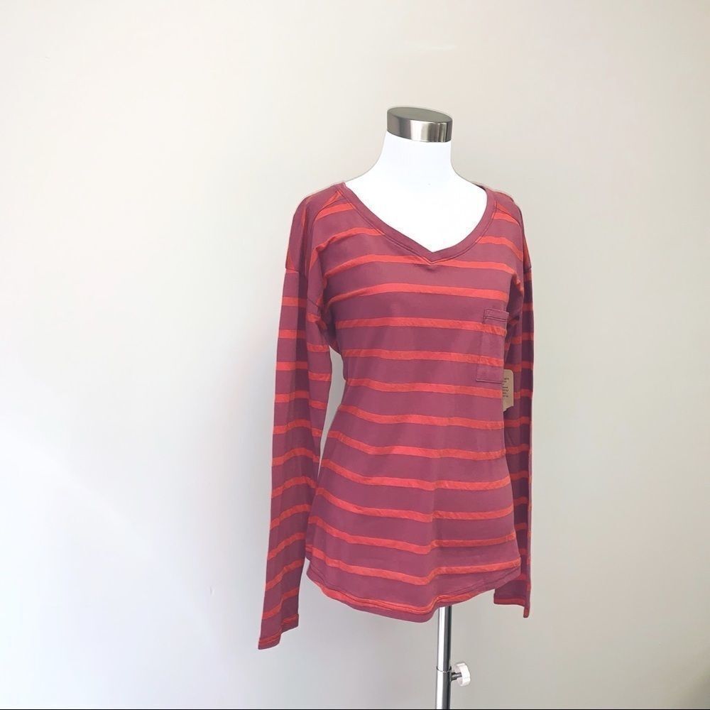 Threads 4 Thought top NWT - Picture 6 of 7